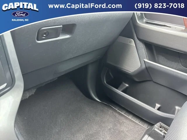 Used 2023 Gray Ford Lariat image 28