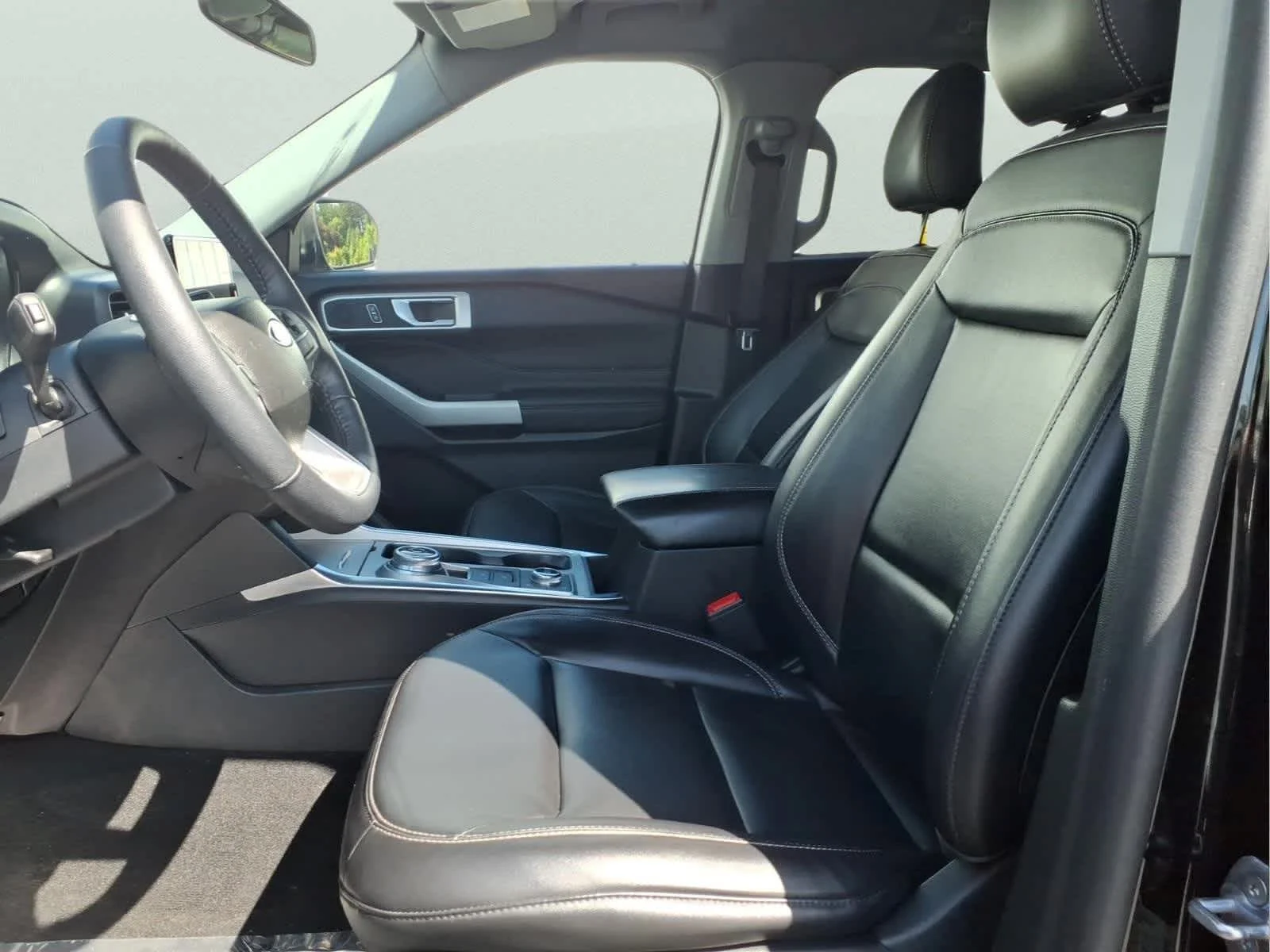 Used 2023 Agate Black Ford XLT image 15