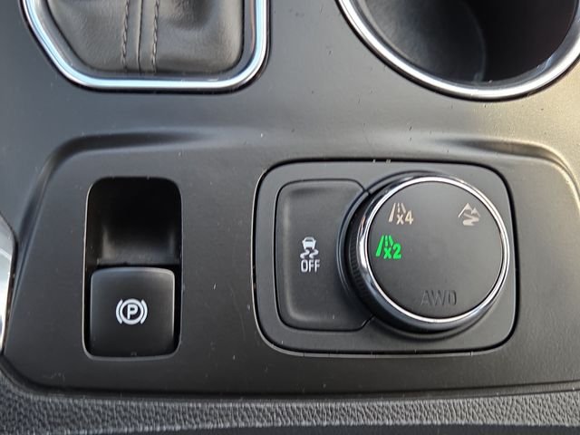 Used 2018 Gray Chevrolet LT image 9