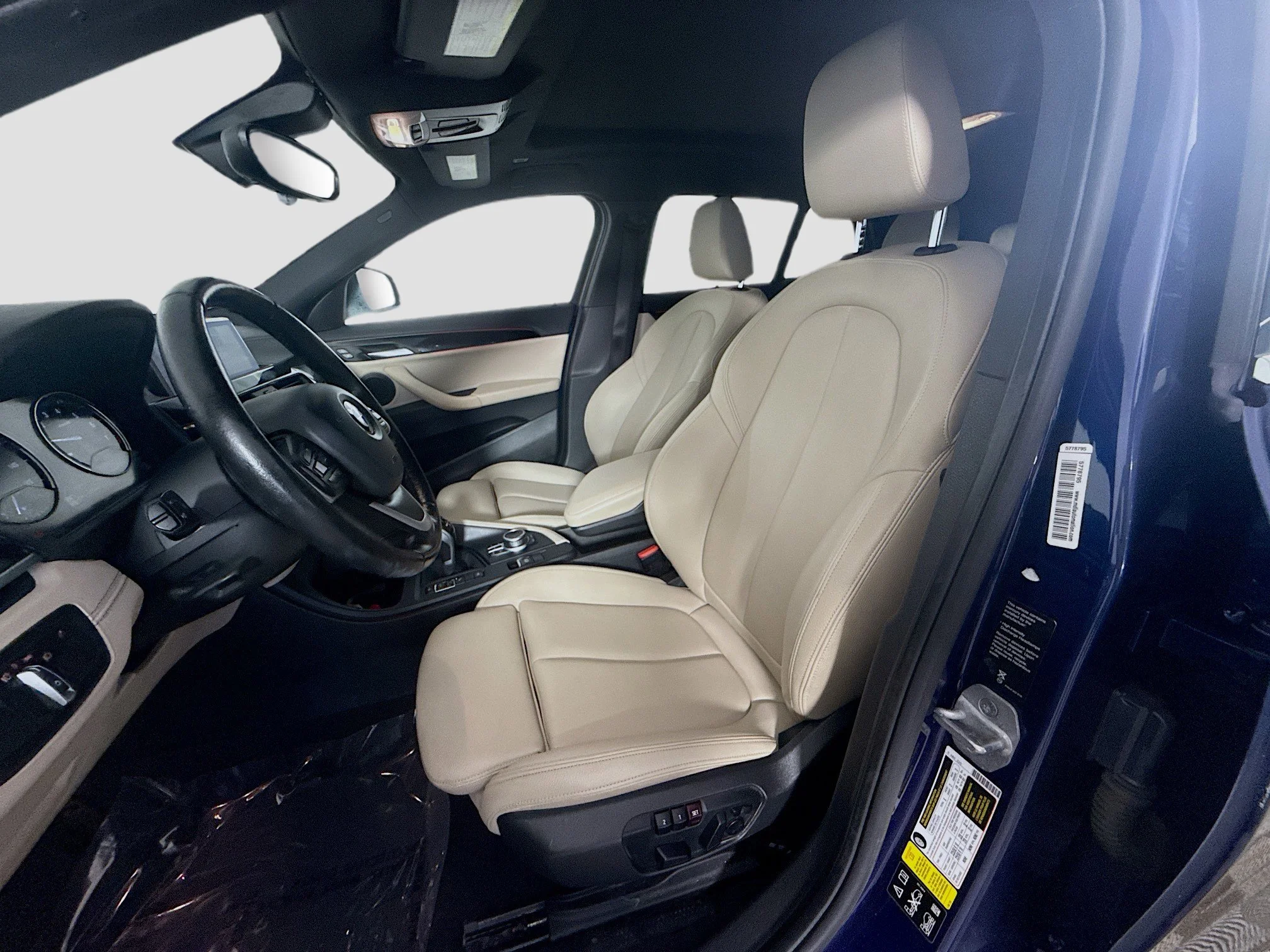 Used 2020 Mediterranean Blue Metallic BMW xDrive28i image 18