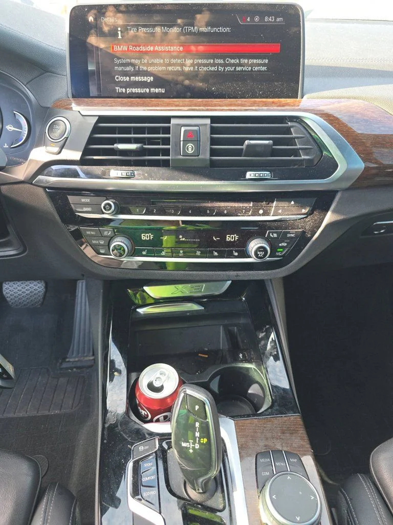 Used 2019 Silver BMW xDrive30i image 7