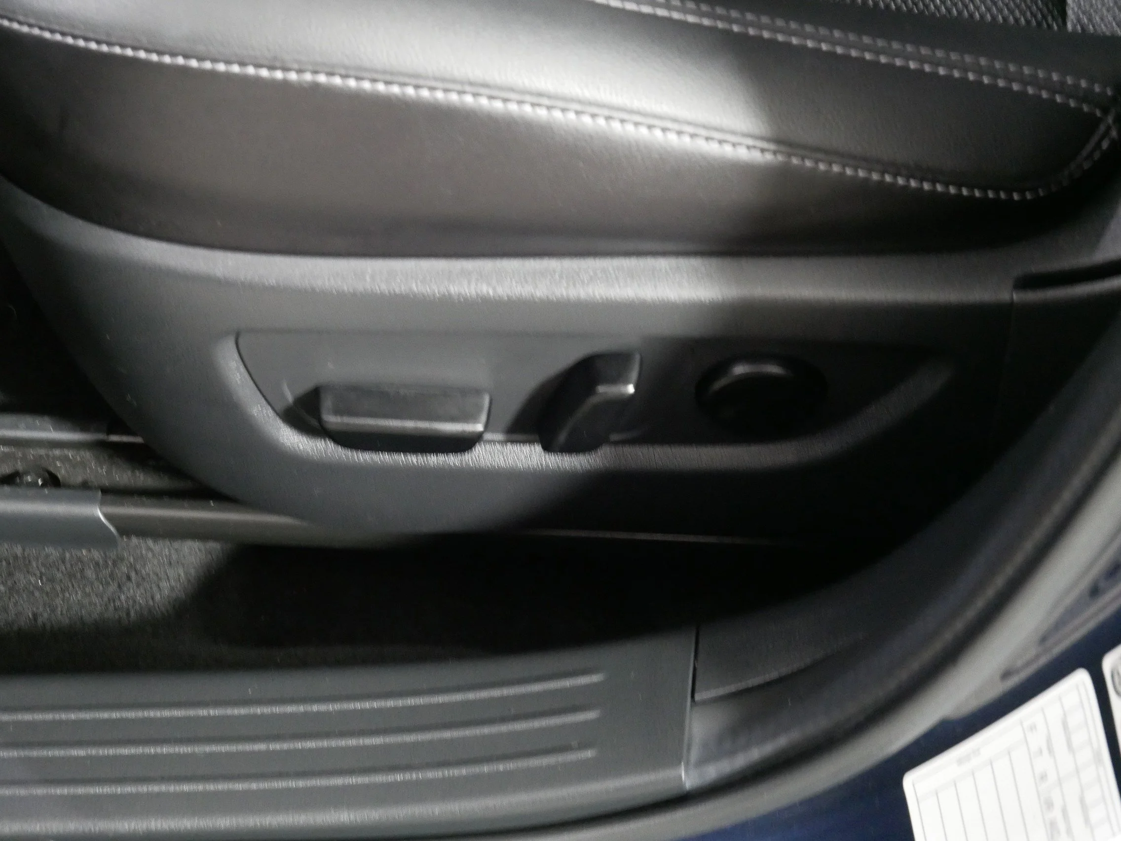 Used 2025 Ingot Blue Metallic Mazda 2.5 S Premium Package image 20