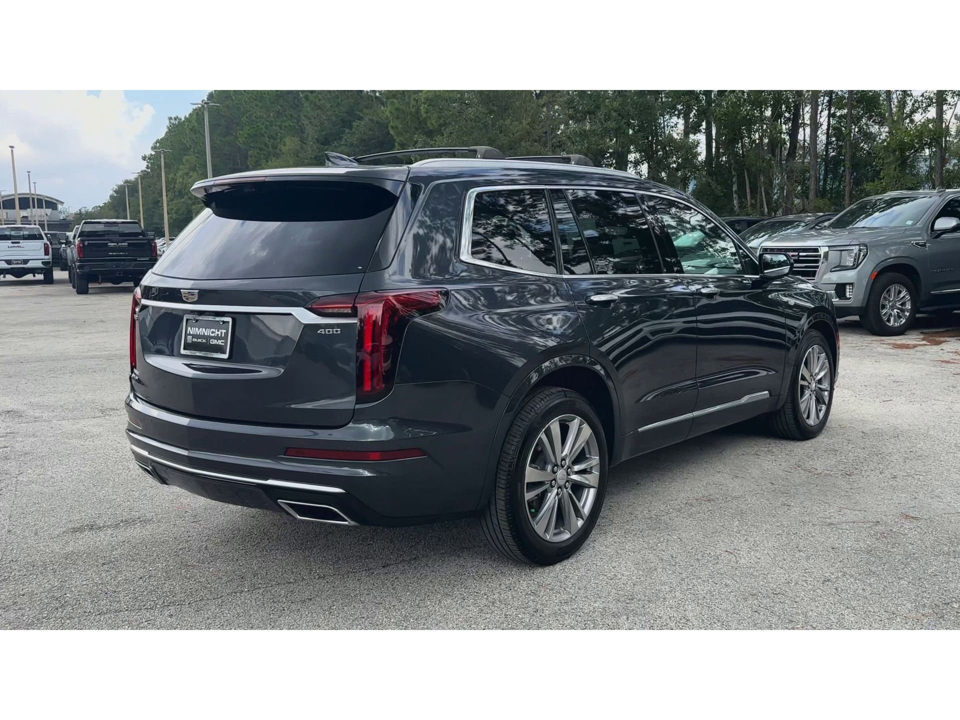 Used 2023 WILDER METALLIC Cadillac FWD Premium Luxury image 8