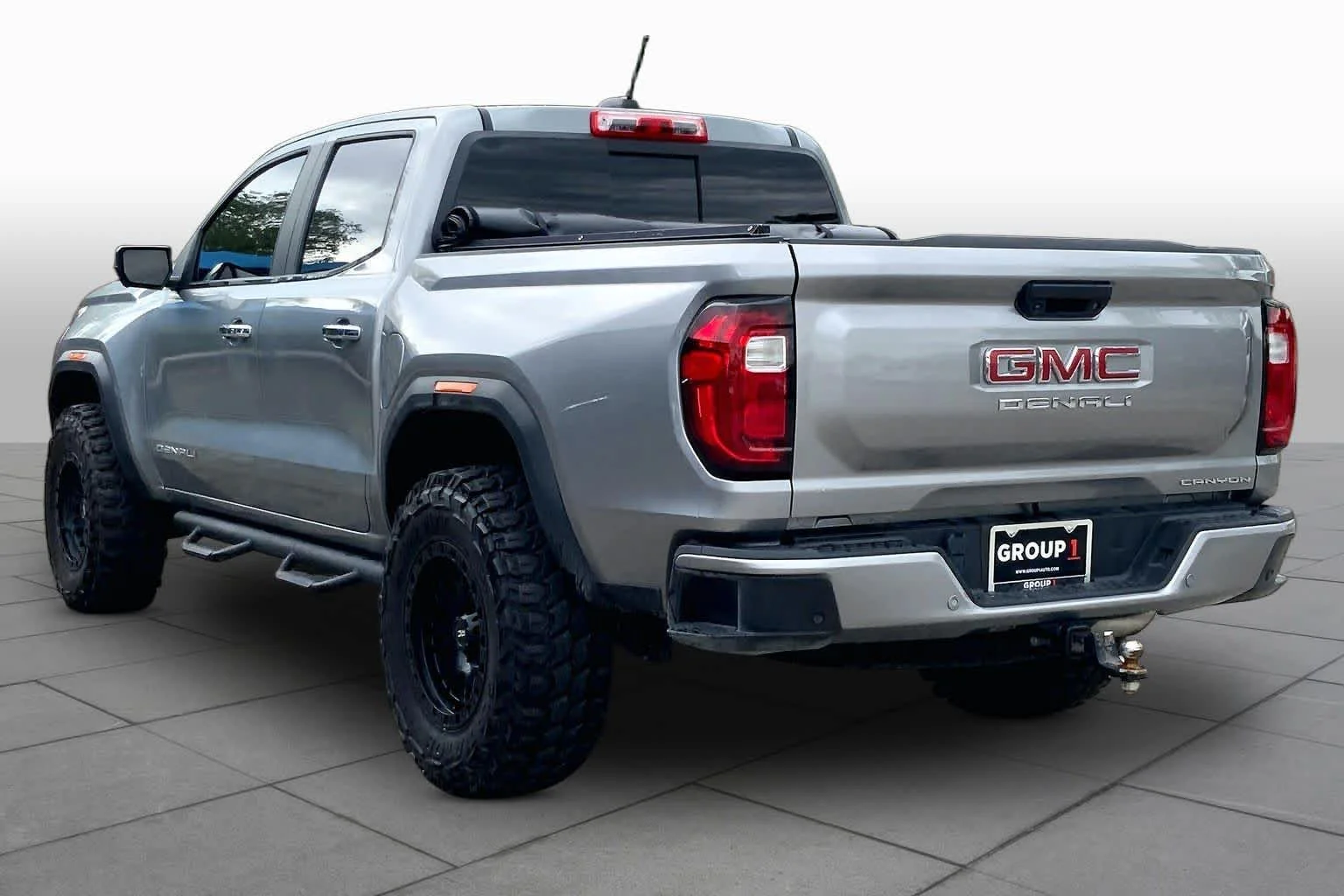 Used 2024 Sterling Metallic GMC 4WD Denali image 12