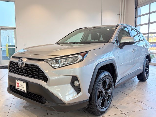 Certified Used 2020 Silver Sky Metallic Toyota XLE image 4
