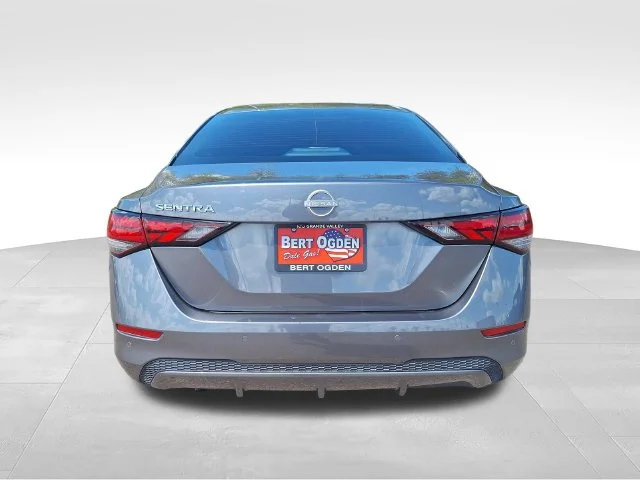 Used 2025 Gray Nissan S image 7