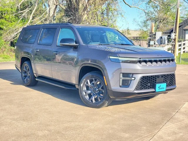 New 2026 Baltic-Gray Metallic Clear-Coat Exterior Paint Jeep Limited Altitude image 30