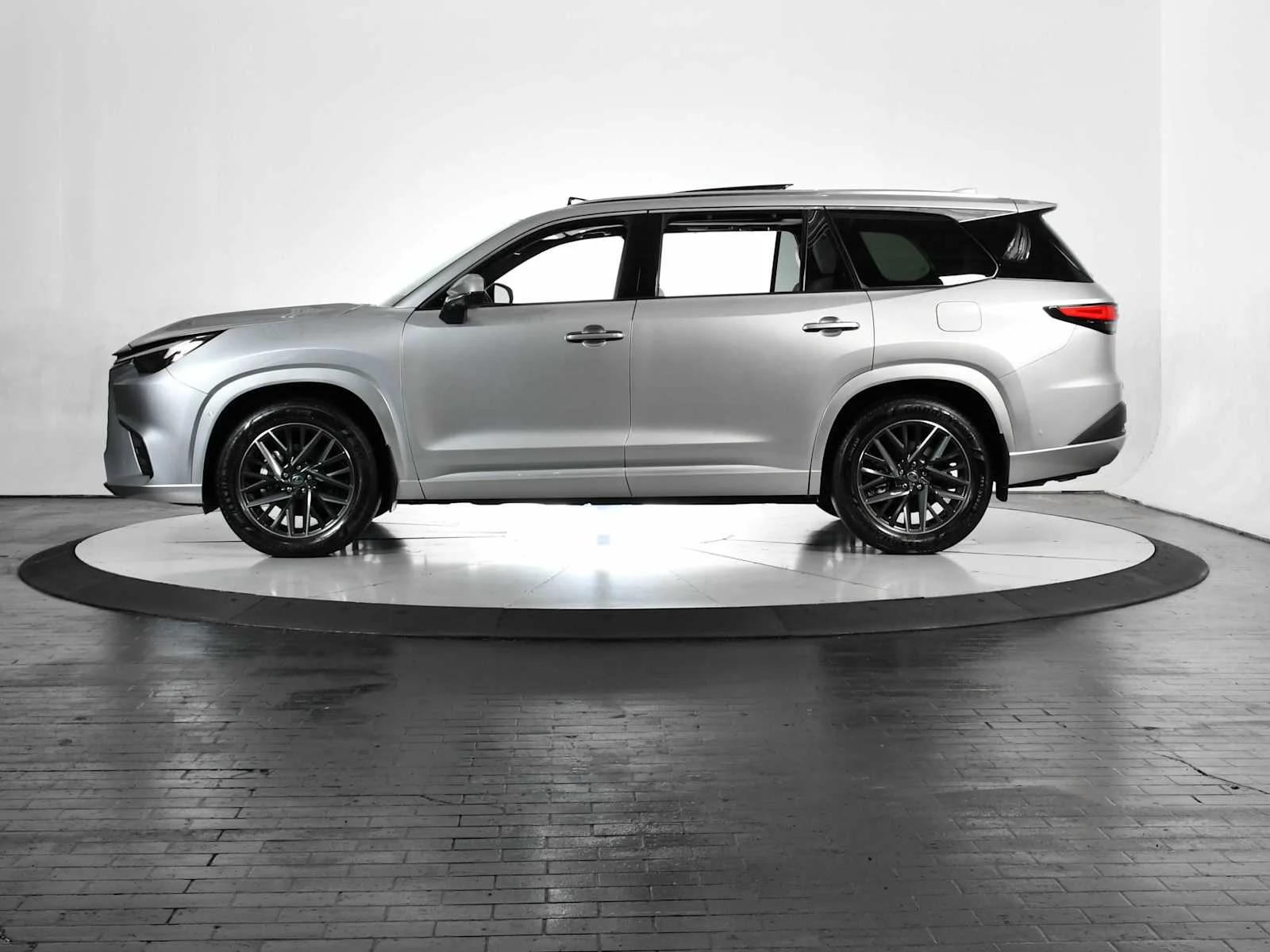 Certified Used 2026 CELESTIAL SILVER Lexus Premium image 2