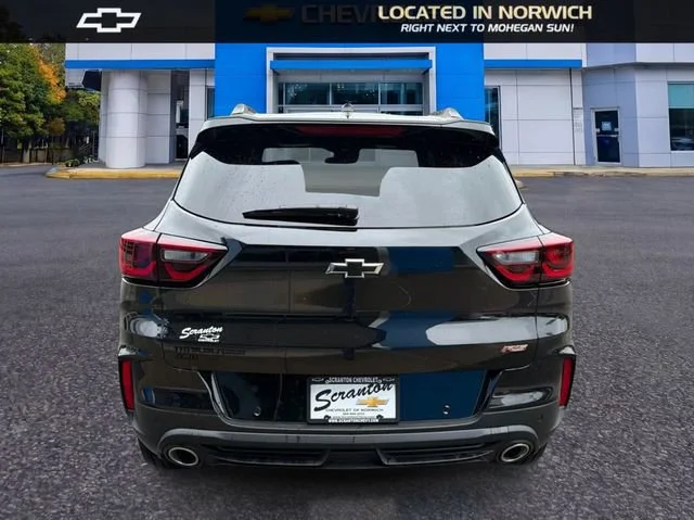 New 2026 Mosaic Black Metallic Chevrolet RS image 34