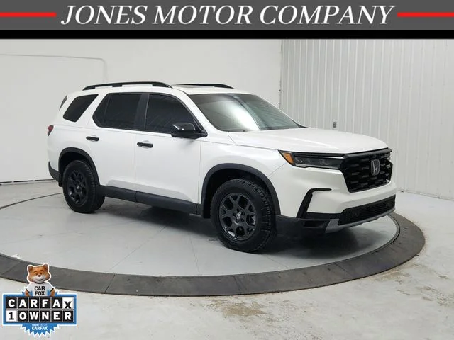 Pre-Owned 2025 Honda Pilot TrailSport