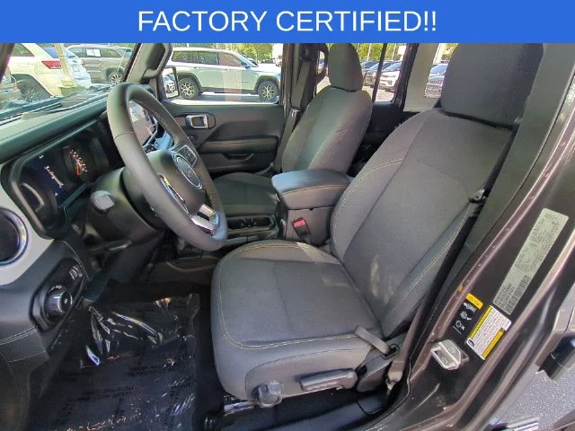 Used 2026 Gray Jeep Sahara image 14