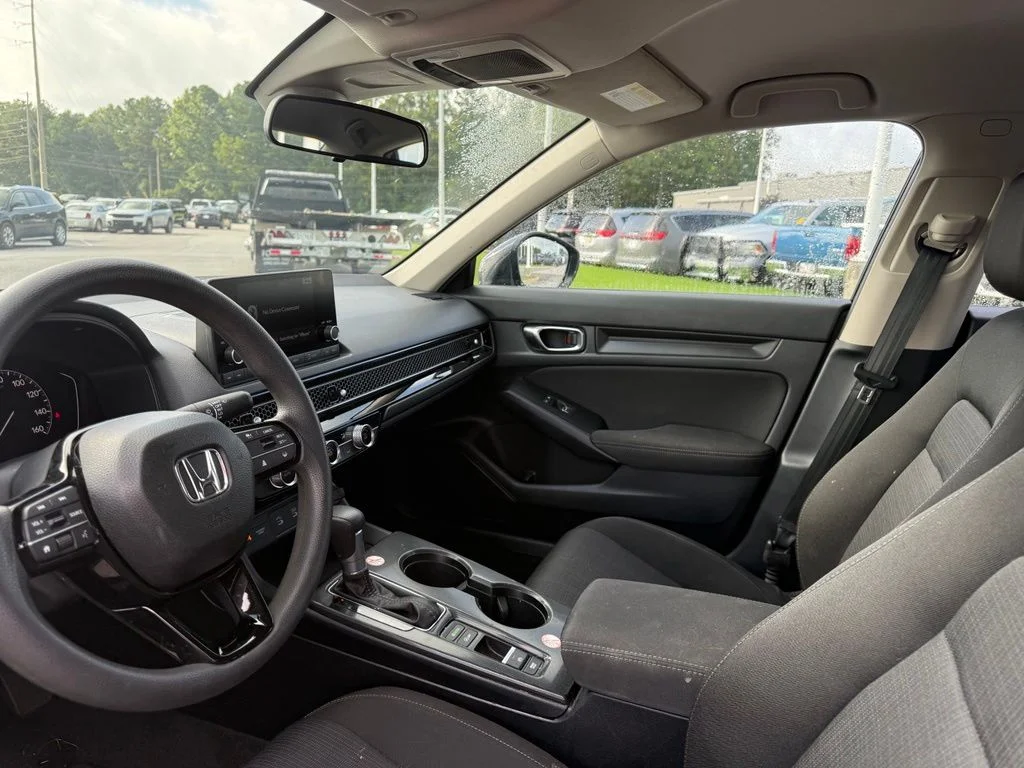 Used 2025 Black Honda LX image 4