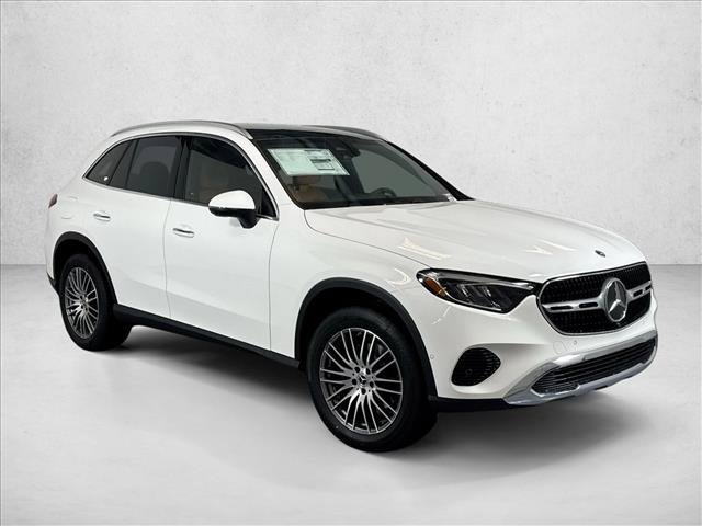 New 2026 Polar White Mercedes-Benz GLC 300 image 33
