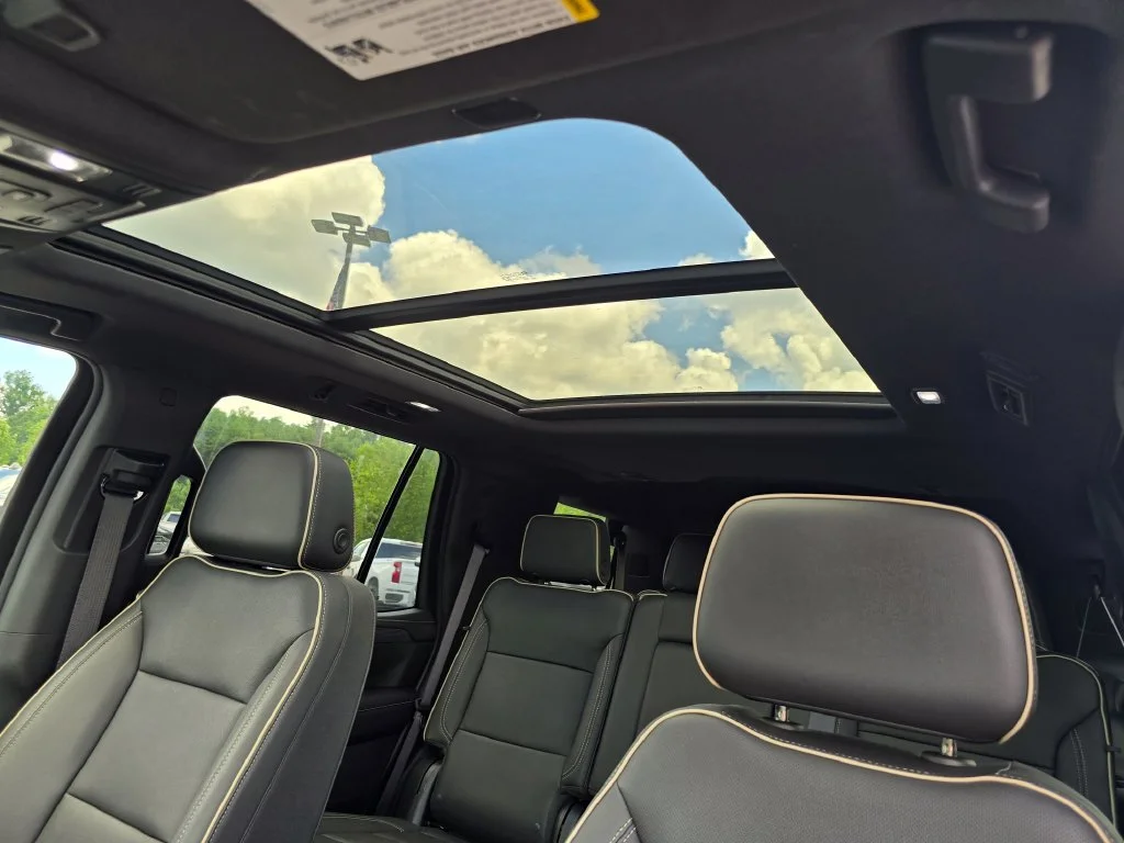 Used 2023 Beige GMC SLT image 14
