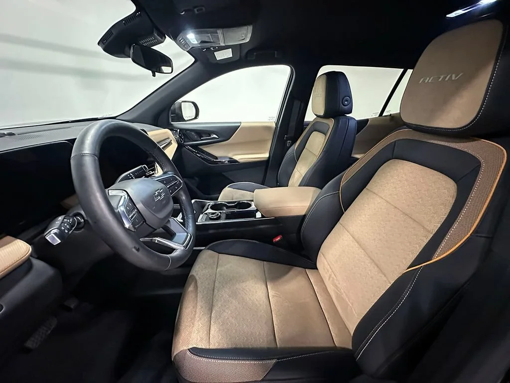 Used 2025 Mosaic Black Metallic Chevrolet ACTIV image 3
