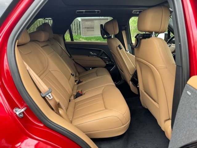 New 2026 Firenze Red LAND ROVER SE image 17