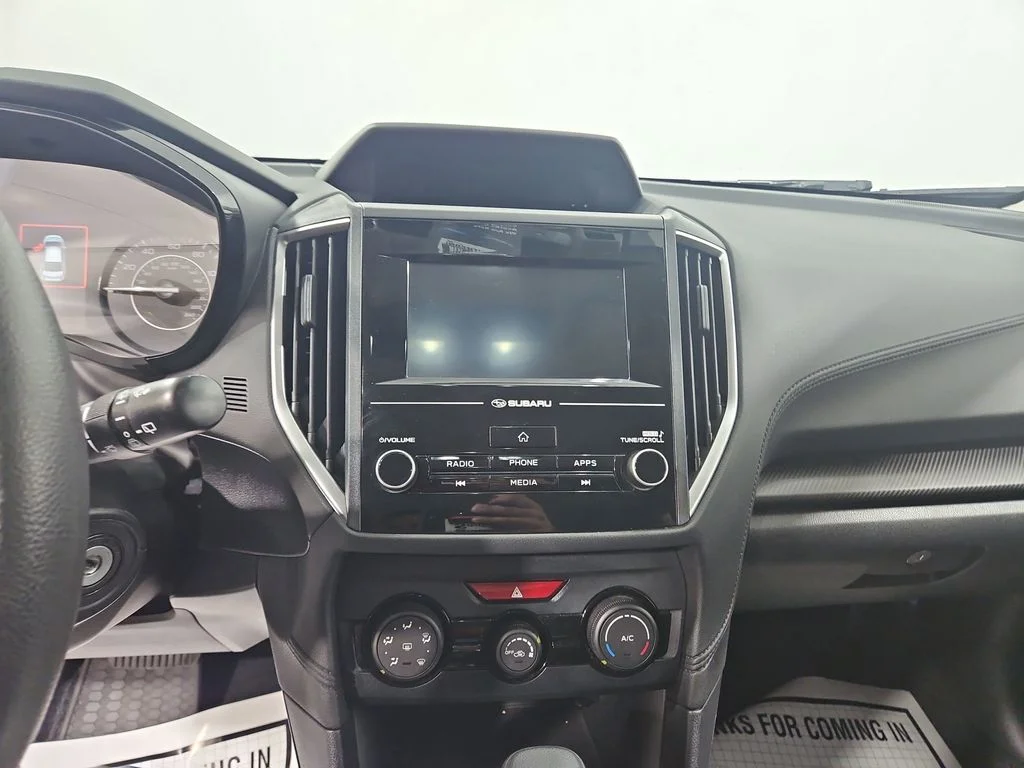 Used 2020 Silver Subaru Base image 19