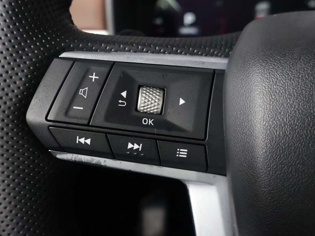 New 2026 White Mitsubishi SEL image 48