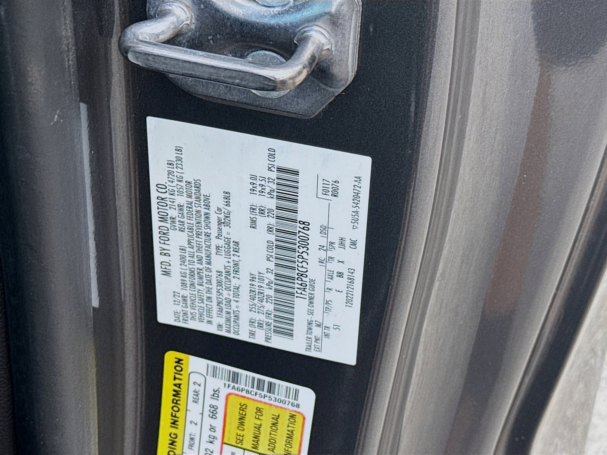 Used 2023 Gray Metallic Ford GT Premium image 30