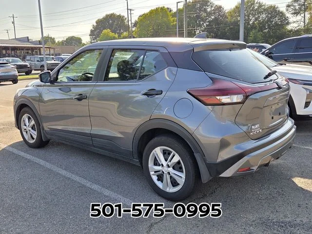 Used 2025 Gray Nissan S image 3