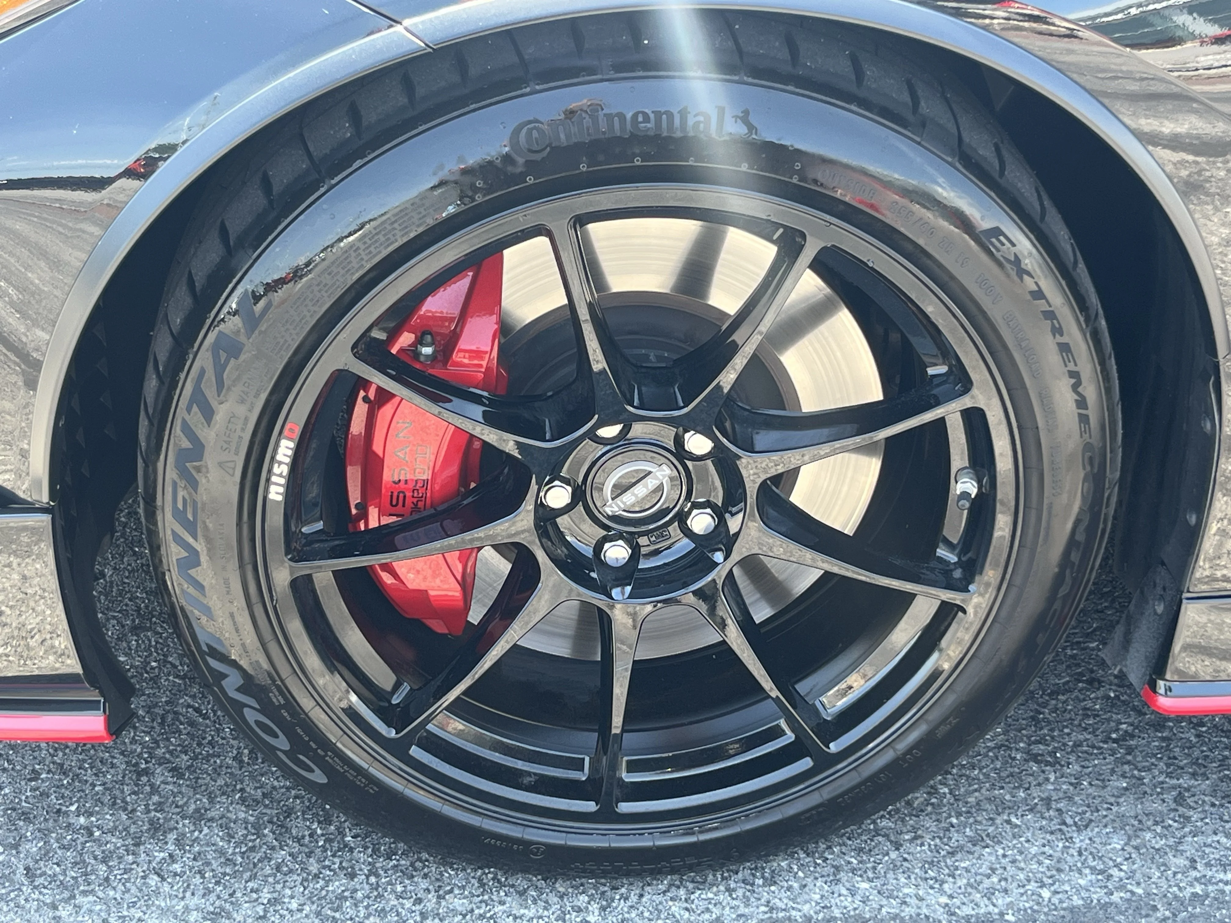 Used 2024 Black Diamond Pearl Nissan NISMO image 12