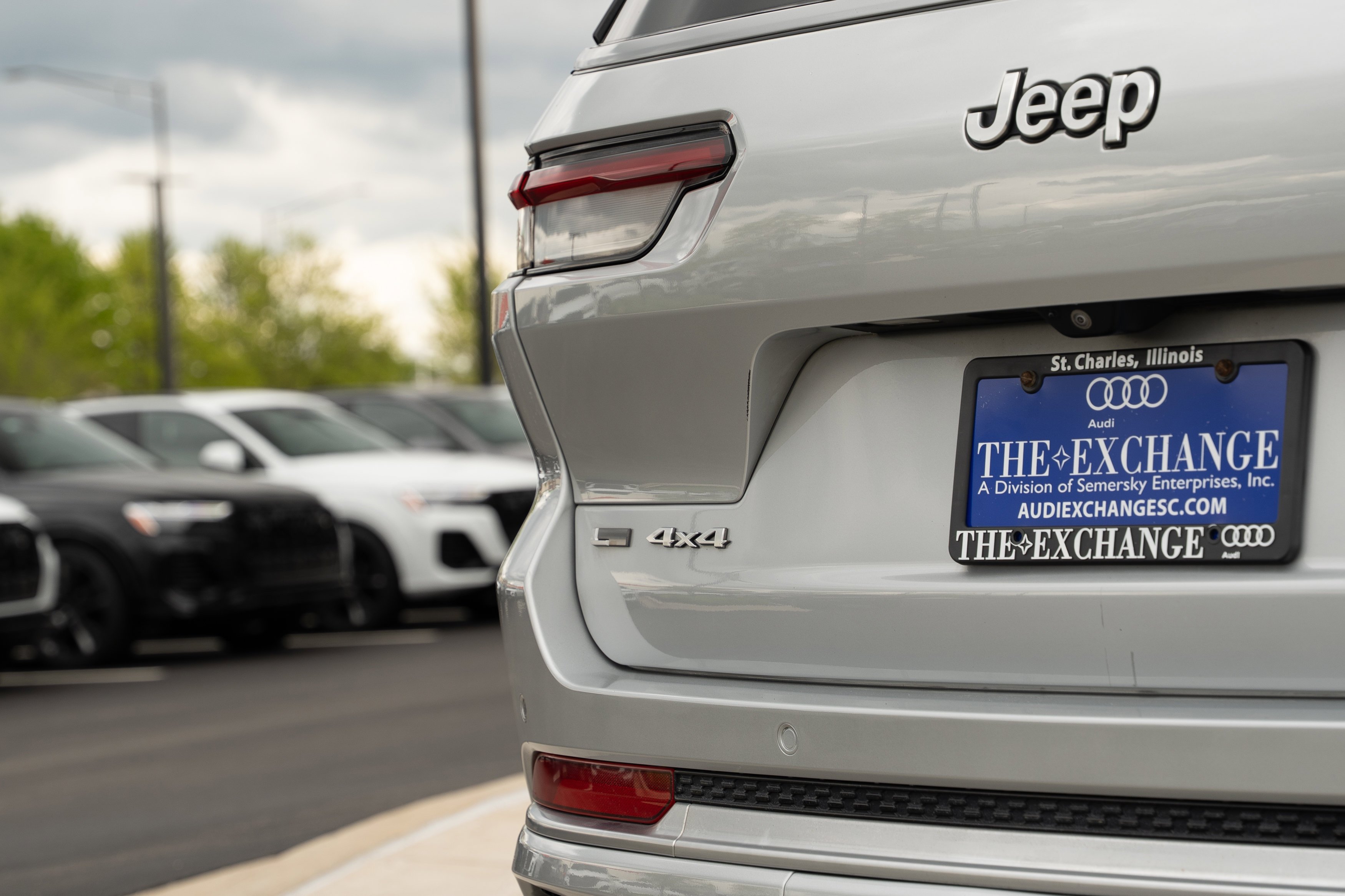 Used 2021 Silver Zynith Jeep Summit image 37