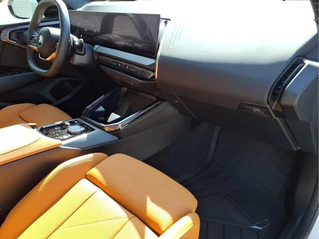 Used 2025 White BMW 30 xDrive image 22