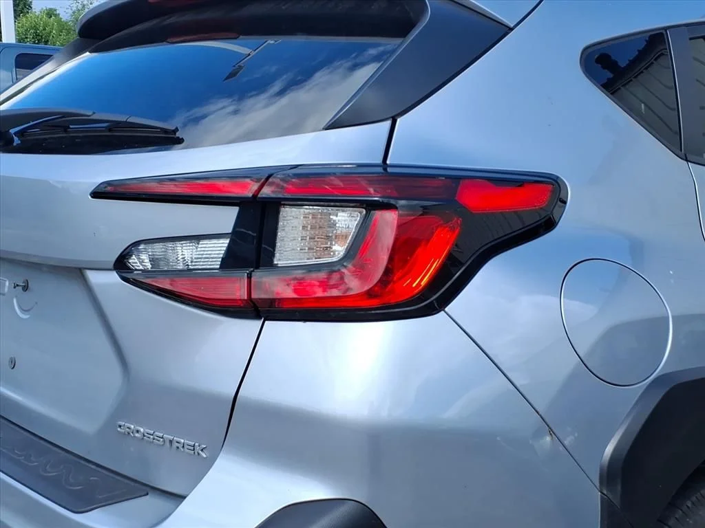 Used 2025 Silver Subaru Premium image 19