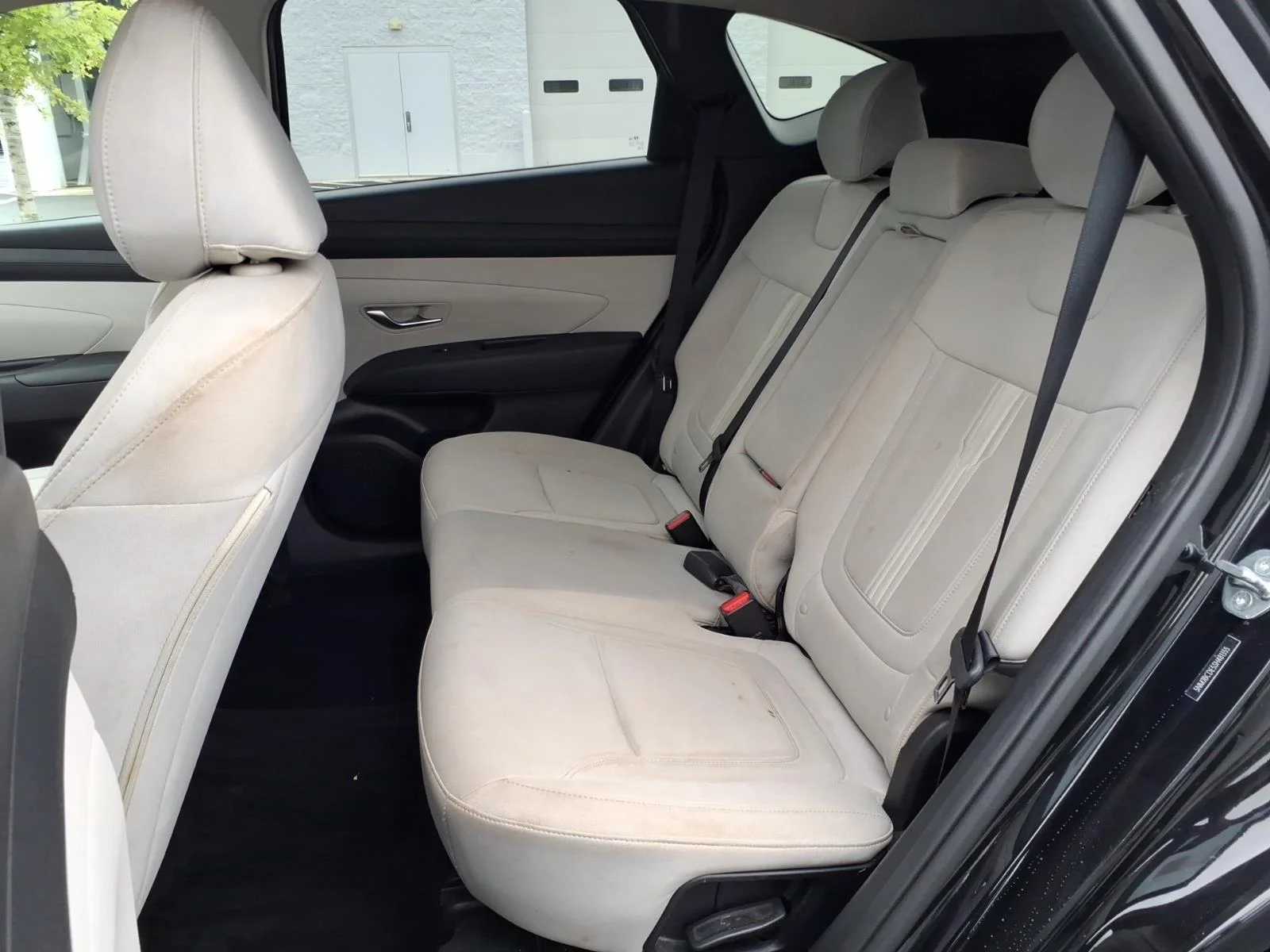 Used 2025 Phantom Black Hyundai SEL image 20