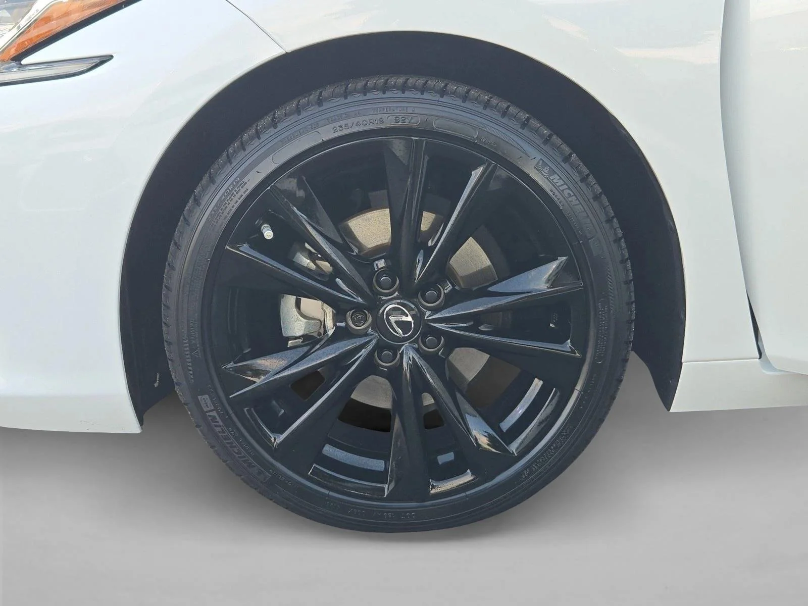 Certified Used 2023 Ultra White Lexus ES 350 F SPORT Handling image 24