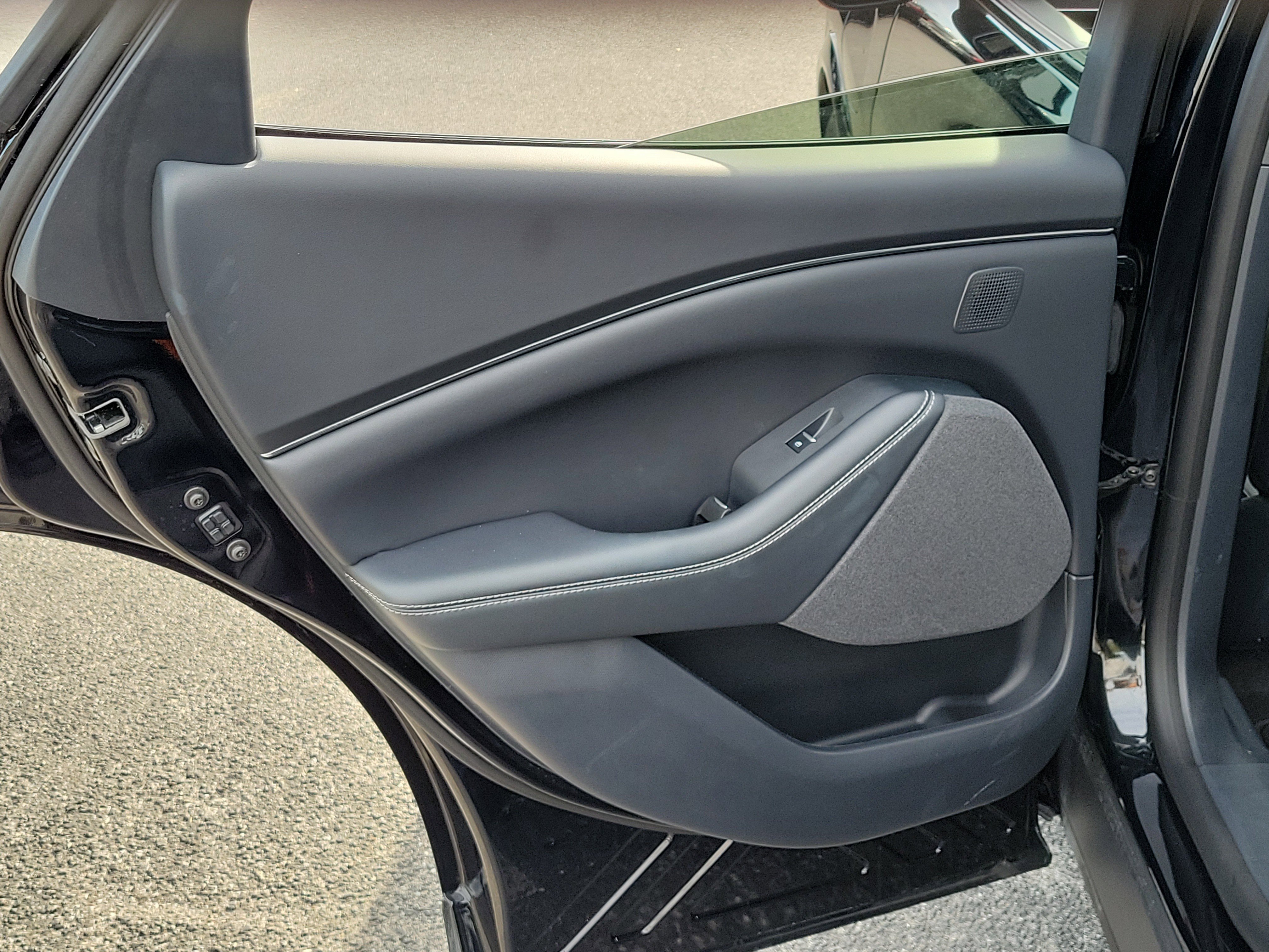 Used 2025 Shadow Black Ford Premium image 11
