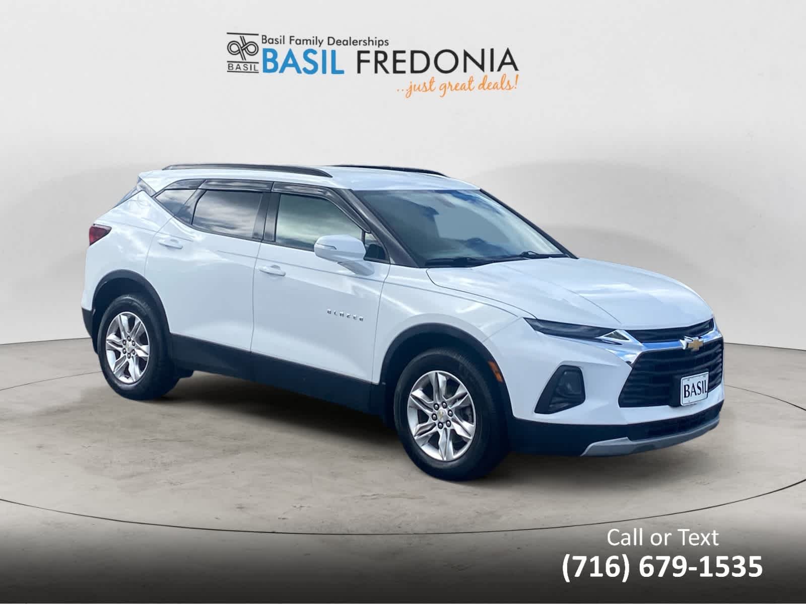 Used 2019 SUMMIT WHITE Chevrolet 2LT image 11