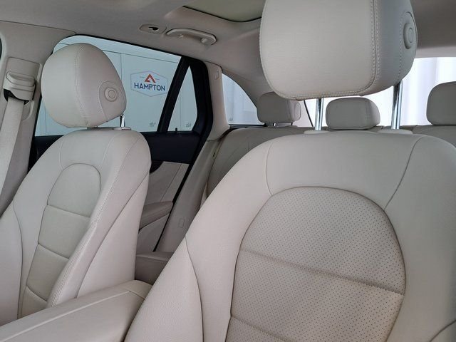 Used 2019  Mercedes-Benz GLC 300 image 23