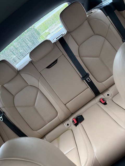 Used 2022 White Porsche Base image 4