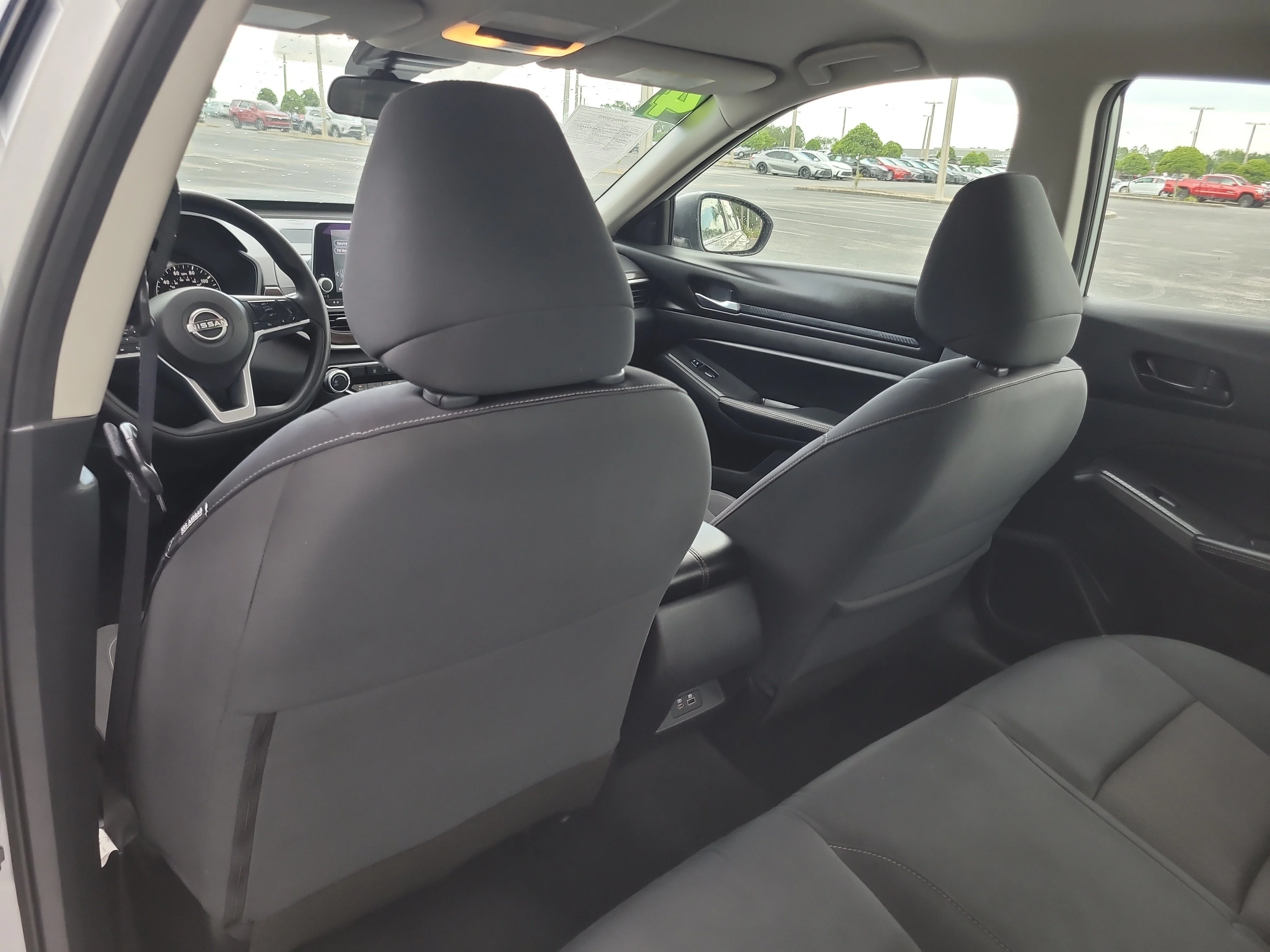 Used 2024 Brilliant Silver Metallic Nissan 2.5 SV image 11