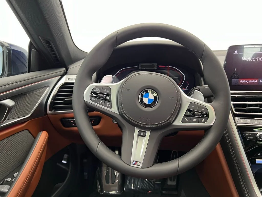 2026 BMW 8 Series 840i - Photo 17