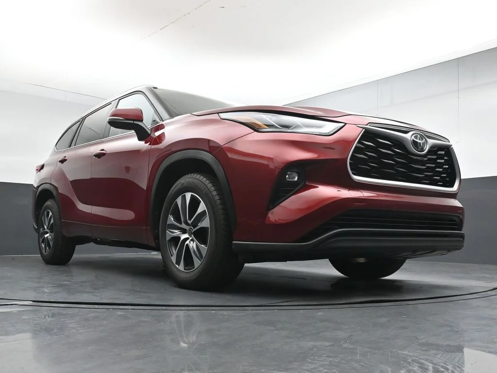 2023 Toyota Highlander XLE - Photo 33