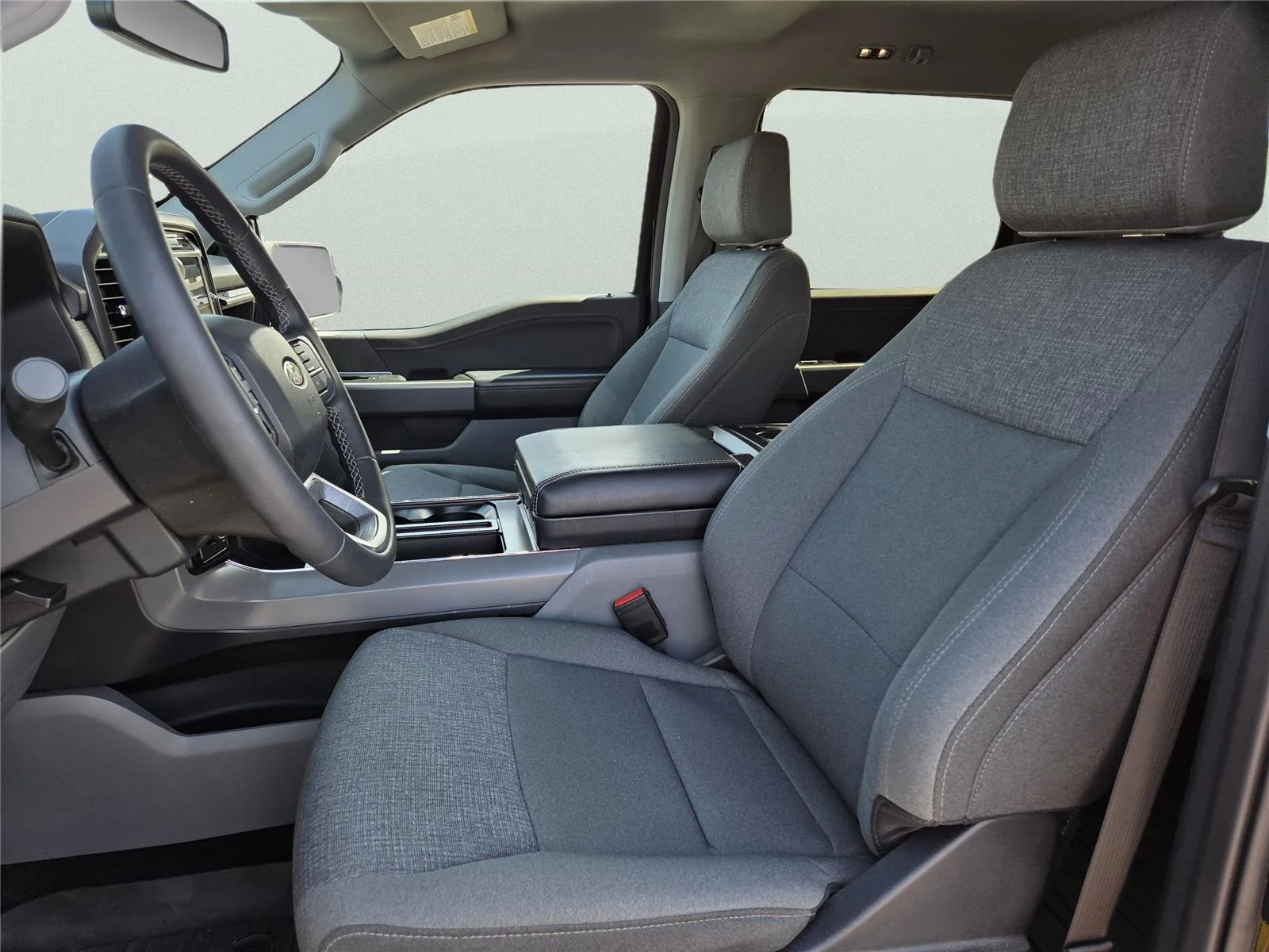 Used 2024 Agate Black Ford XLT image 23