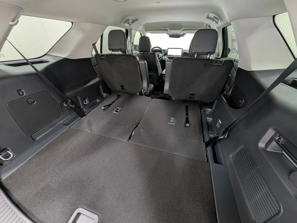 New 2026 Carbonized Gray Metallic Ford Active image 20