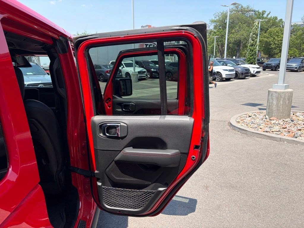 Used 2025 Firecracker Red Clearcoat Jeep Rubicon X image 11