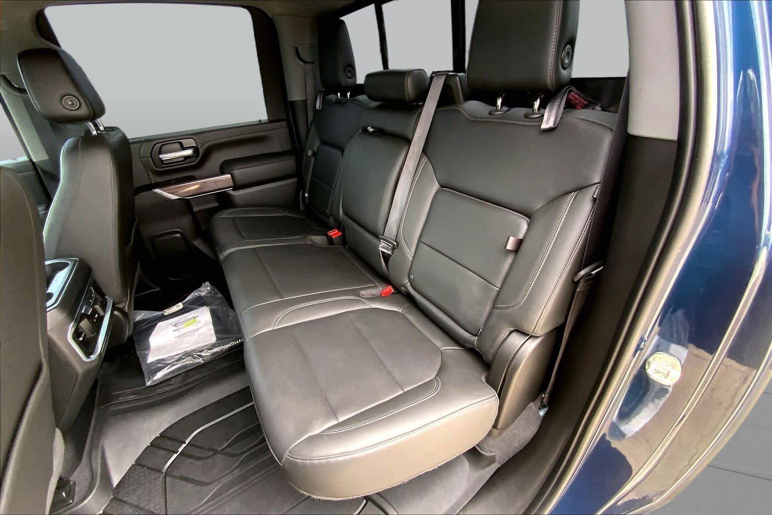 Used 2020 Northsky Blue Metallic Chevrolet LTZ image 39