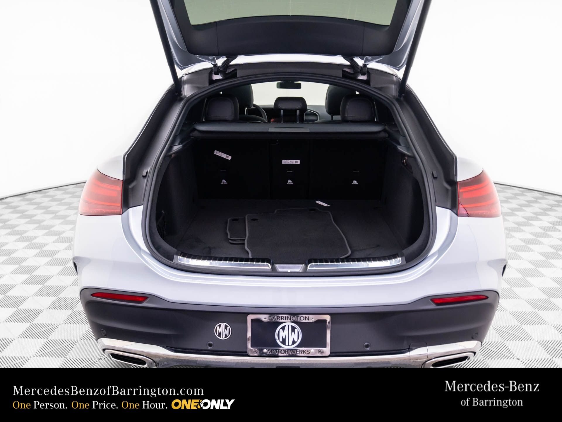 New 2026 Cirrus Silver Metallic Mercedes-Benz GLE 450 Coupe image 32