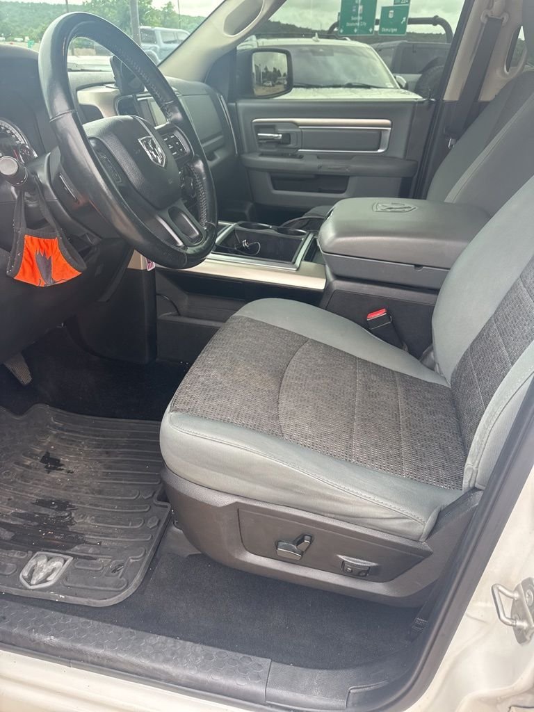 Used 2015 Bright White Clearcoat Ram Big Horn image 6