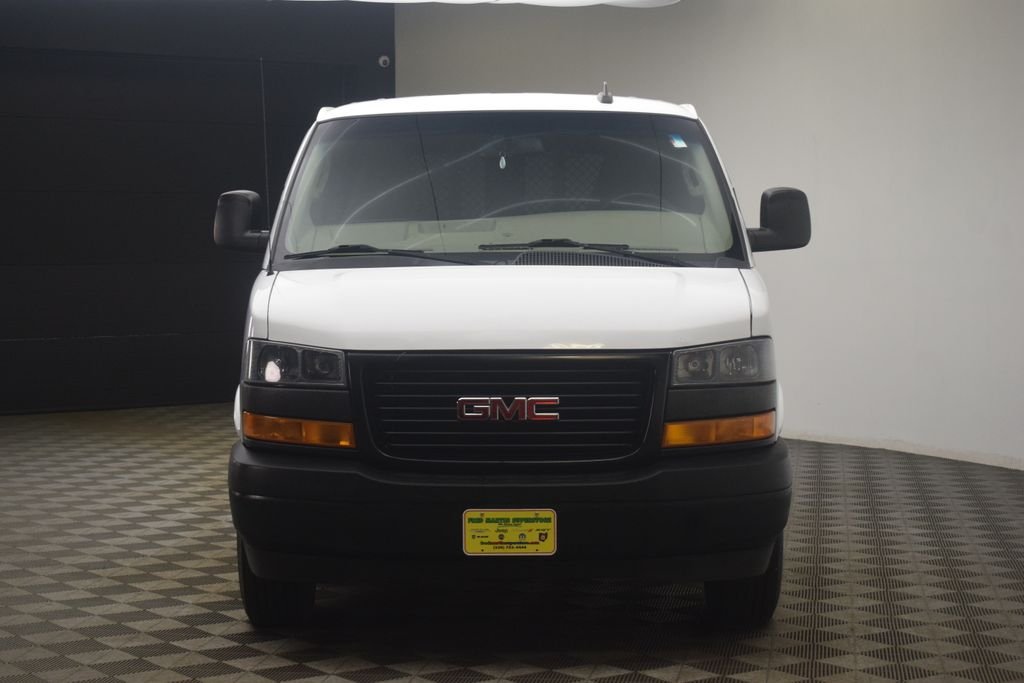 Used 2018 Summit White GMC Work Van image 14