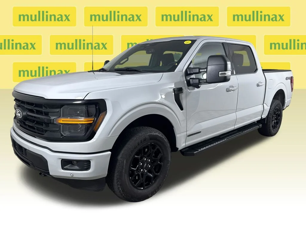 Certified Used 2024 White Ford XLT image 16