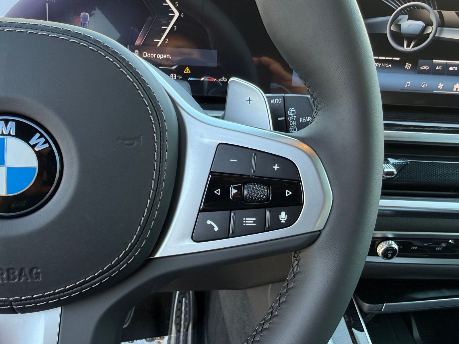New 2026 Skyscraper Grey Metallic BMW sDrive40i image 24