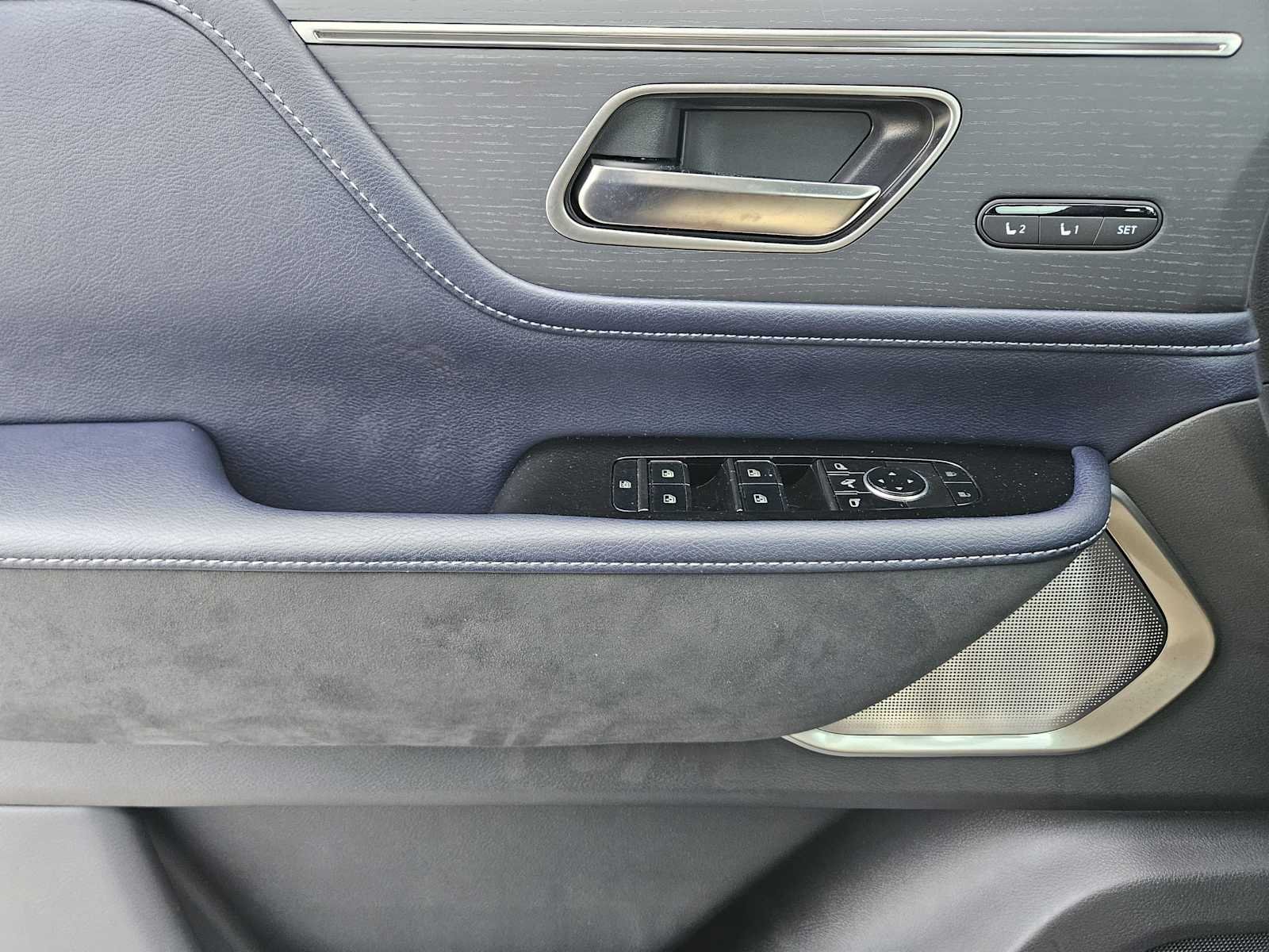 2026 INFINITI QX80 Sport - Photo 17