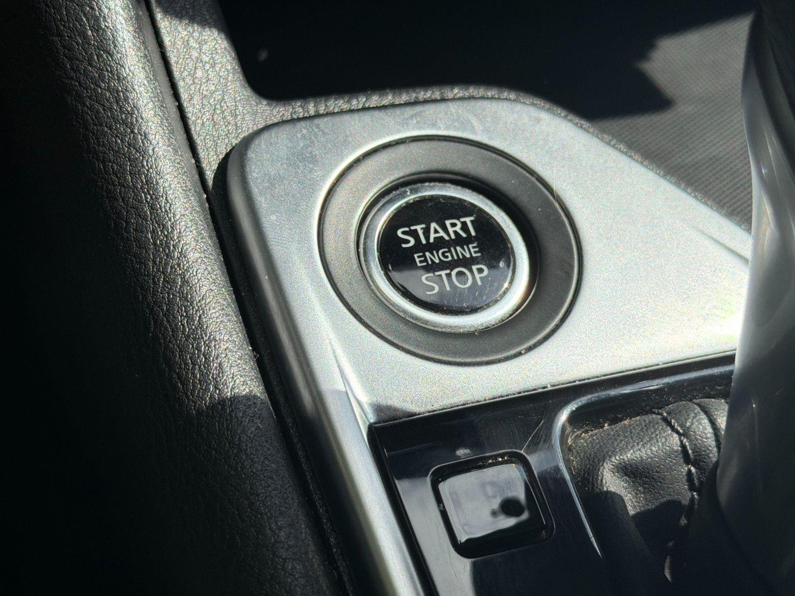 Used 2024 Gun Metallic Nissan SV image 23