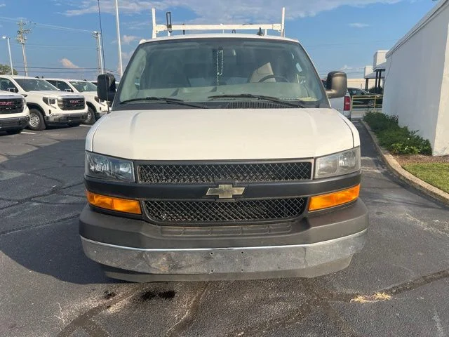 Used 2022 White Chevrolet Work Van image 10