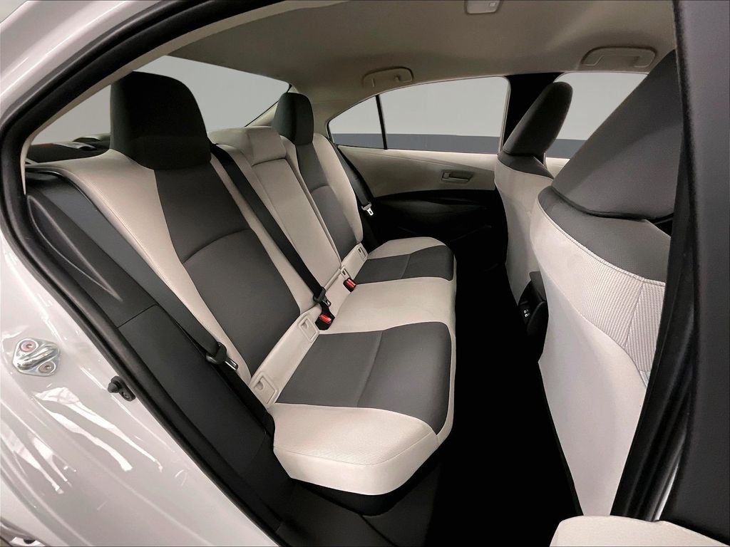 Used 2026 White Toyota LE image 31